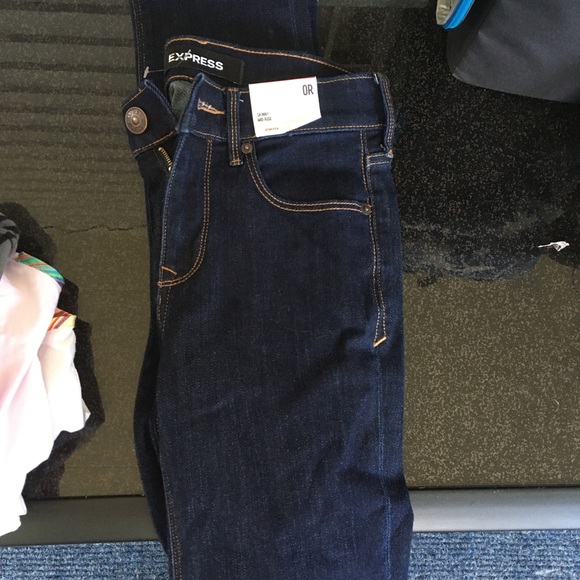 Express Jeans - Picture 3 of 5